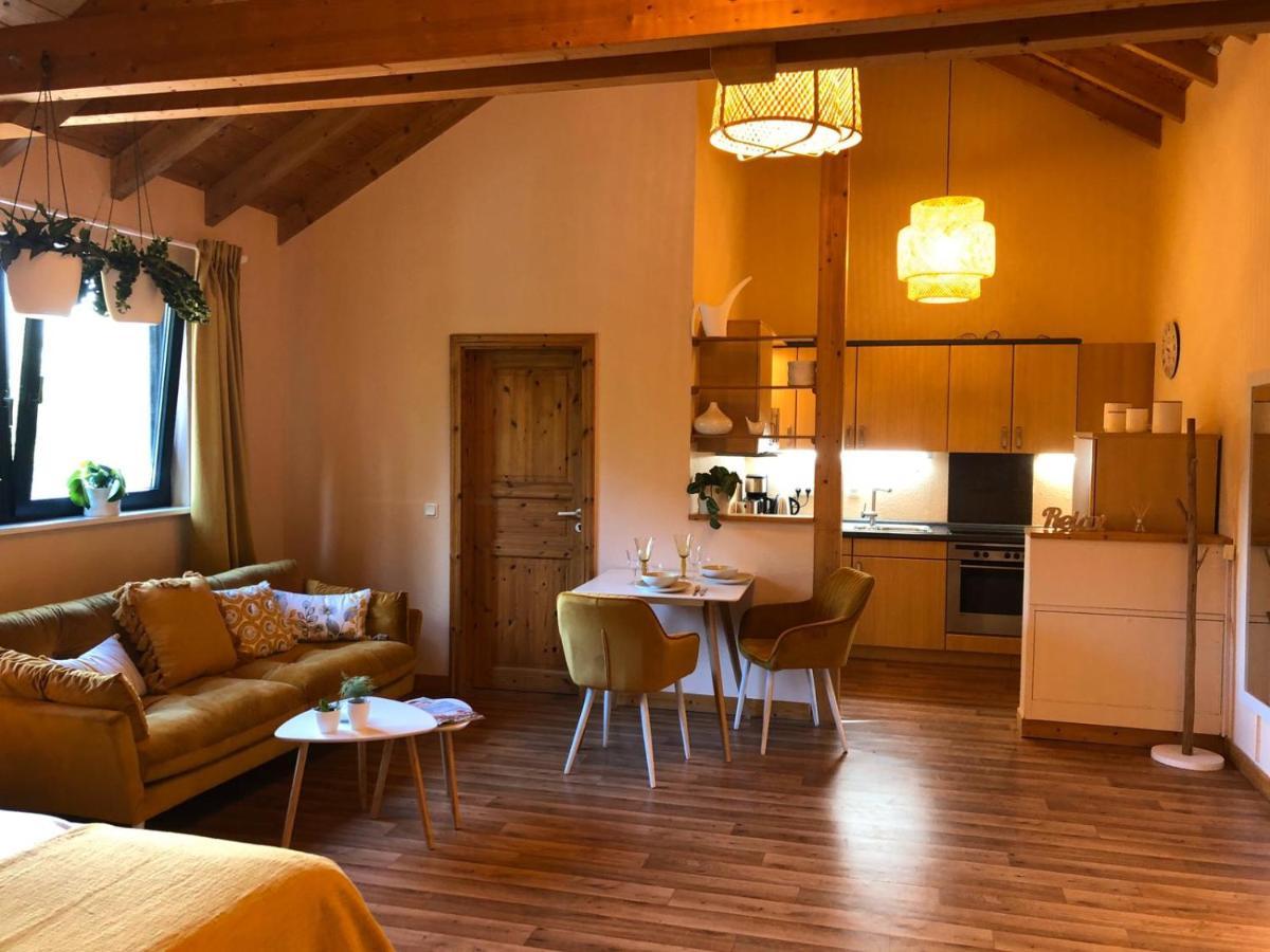 Ferienwohnungen Park Cafe Am Kurpark Bernkastel-Kues Exteriör bild