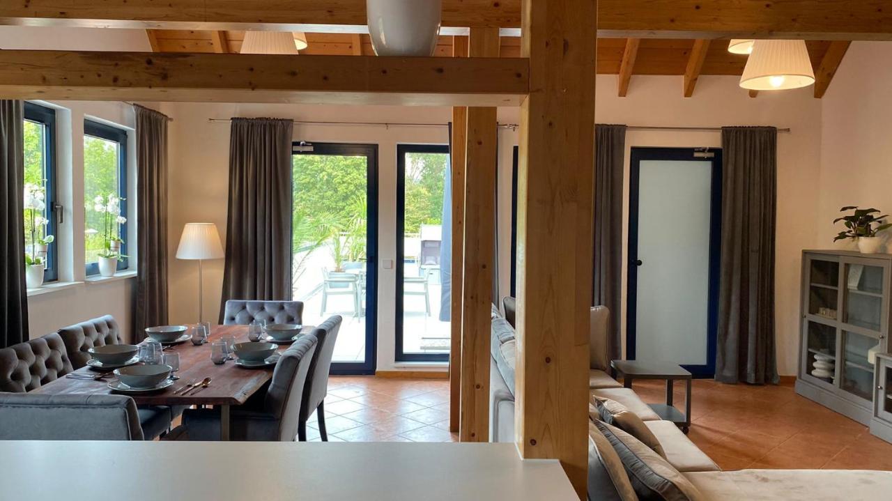 Ferienwohnungen Park Cafe Am Kurpark Bernkastel-Kues Exteriör bild